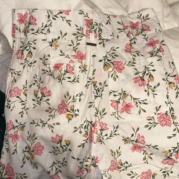 Floral Billabong pants - Picture 5 of 5